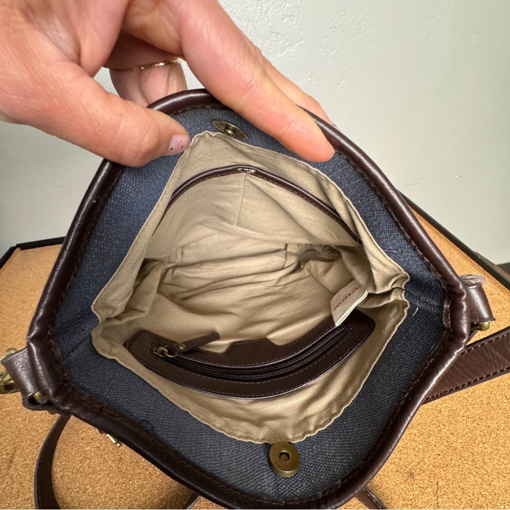 Lucky Brand Purse - Picture 5 of 6
